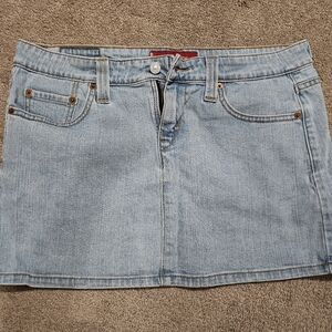 Ladies mini skirt